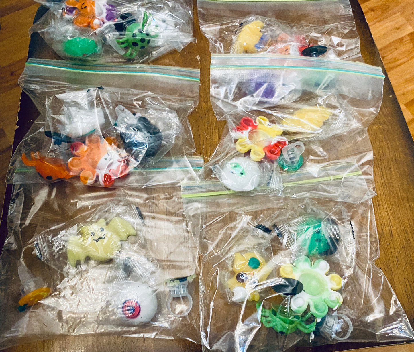 Sticker toy pack